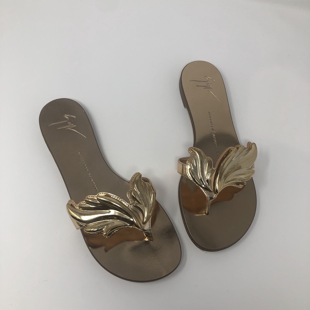 GZ sandals